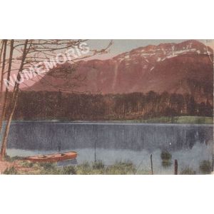 en Chartreuse la grande sure (1924m) vue du lac de saint Julien de Ratz