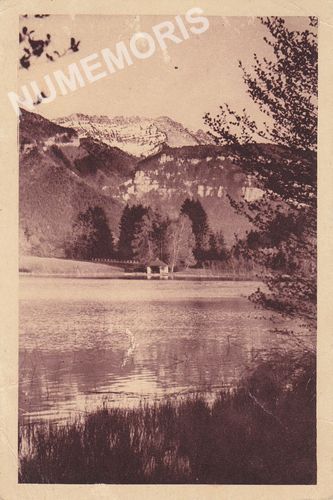Voiron-Chartreuse un coin du lac de St. Julien de Ratz