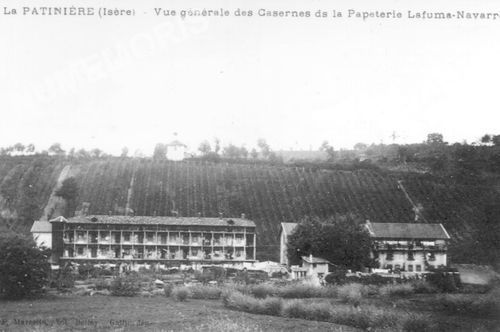 la Patini&egrave;re (Is&egrave;re) vue g&eacute;n&eacute;rale des casernes de la papeterie Lafuma-Navarre