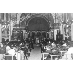 Voiron messe &agrave; Sermorens vers 1950