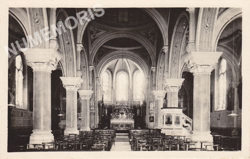 la B&acirc;tie-Divisin (Is&egrave;re) int&eacute;rieur de l'&eacute;glise