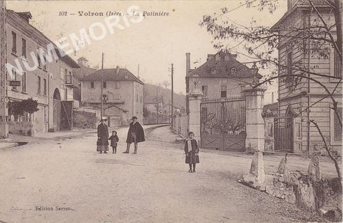 102 Voiron (Is&egrave;re) la Patini&egrave;re