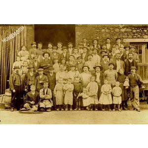 ouvriers d'une scierie avant 1914 ?