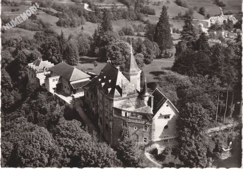 en avion au-dessus de... 6 St-Geoire-en-Valdaine (Is&egrave;re)