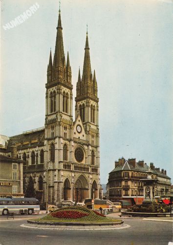 I 467 Voiron (Is&egrave;re) Eglise Saint-Bruno