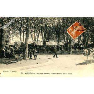 053 Voiron le cours Senozan, avant la rentr&eacute;e des Ateliers