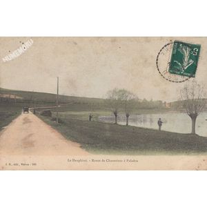 JG 285 le Dauphin&eacute; route de Charavines &agrave; Paladru