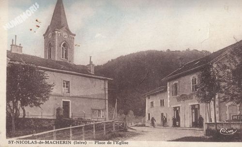 Saint Nicolas de Macherin village