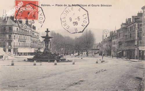 ... Voiron Place de la R&eacute;publique et cours S&eacute;nozan