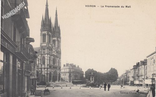 Voiron la promenade du Mail