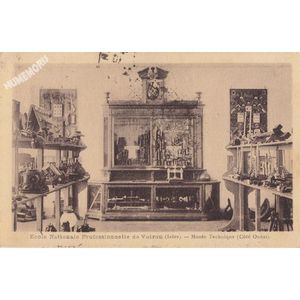 Ecole Nationale Professionnelle de Voiron (Isère) musée technique (coté Ouest)