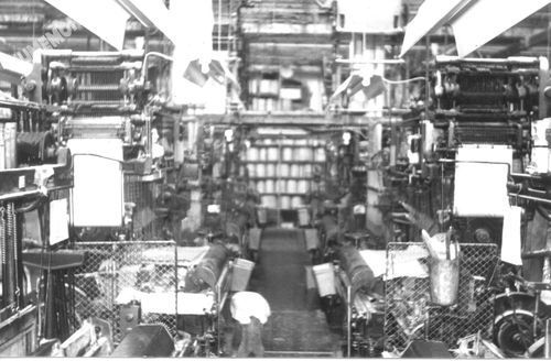 Voiron : m&eacute;tiers &agrave; tisser de l'usine JB Martin