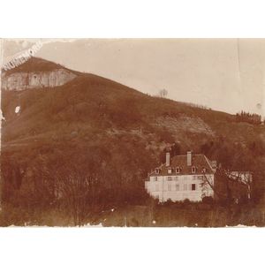 Voiron : le ch&acirc;teau Barral