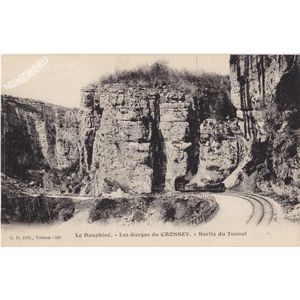 GD 249 le Dauphin&eacute; les gorges du Crossey sortie du tunnel