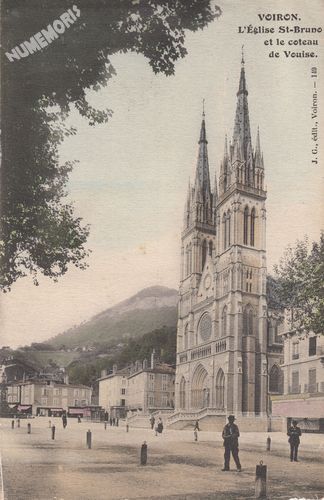 JG 149 Voiron l'&eacute;glise St Bruno et le coteau de Vouise
