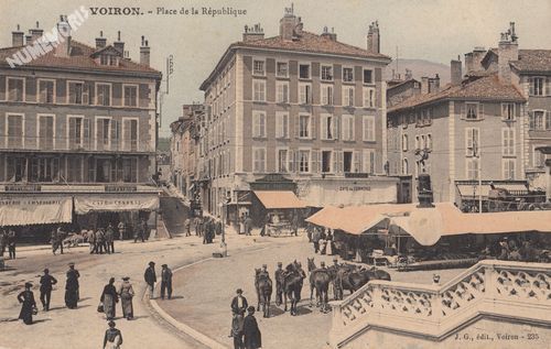 JG 235 Voiron place de la R&eacute;publique