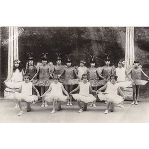 Voiron : danse &agrave; l'&eacute;cole avant 1914