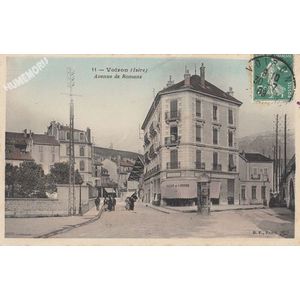 011 Voiron (Is&egrave;re) avenue de Romans