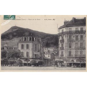 014 Voiron (Is&egrave;re) place de la gare
