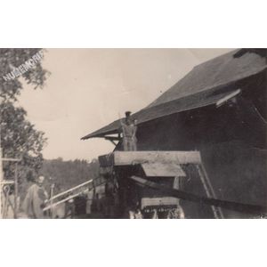 Voissant : la batteuse