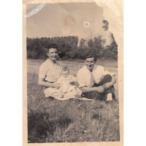 Voissant : un couple et un b&eacute;b&eacute;