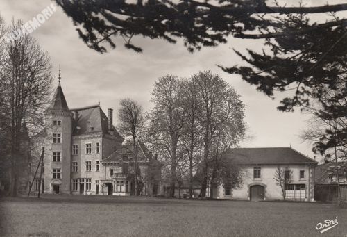 6528 Saint-Geoire-en-Valdaine (Is&egrave;re) ch&acirc;teau de Clermont (colonie C.N.E.P.)