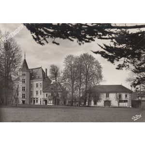 6528 Saint-Geoire-en-Valdaine (Is&egrave;re) ch&acirc;teau de Clermont (colonie C.N.E.P.)