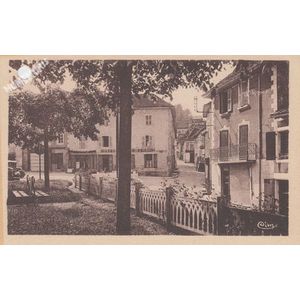 St-Geoire-en-Valdaine (Isère) montée du Bourg