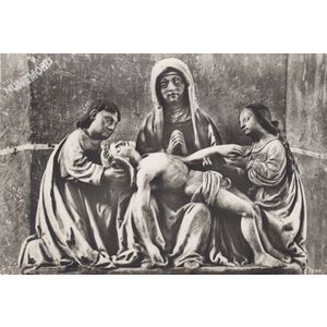 St-Geoire-en-Valdaine (38. Is&egrave;re) 122 la Pi&eacute;ta dans l'int&eacute;rieur de l'Eglise (Monument historique)