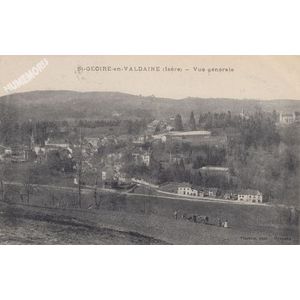St-Geoire-en-Valdaine (Is&egrave;re) vue g&eacute;n&eacute;rale