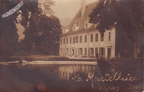 carte-photo du ch&acirc;teau de la Martelli&egrave;re &agrave; Voiron