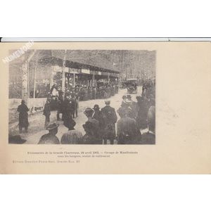 Ev&egrave;nements de la Grande Chartreuse, 29 avril 1903 groupe de manifestants sous les hangars, centre de ralliement