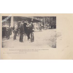 Ev&egrave;nements de la Grande Chartreuse, 29 avril 1903 un groupe de manifestants attendant l'arriv&eacute;e de la force publique