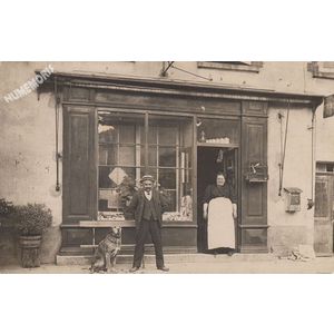 carte-photo de l'&eacute;picerie &agrave; Montferrat vers 1910