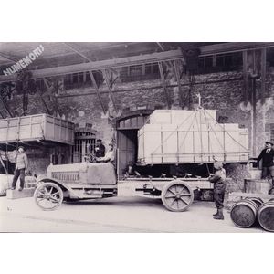 Rives : la Grande Fabrique chargement vers 1910