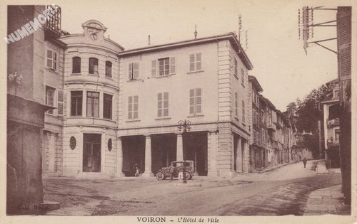 Voiron l'H&ocirc;tel de ville