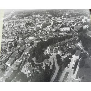 Voiron : vue a&eacute;rienne de l'h&ocirc;pital et de la rue Haute