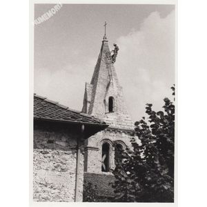 Saint Blaise du Buis : réparation du toit de l'église