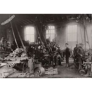 l'atelier de m&eacute;canique &agrave; Bonpertuis en 1935