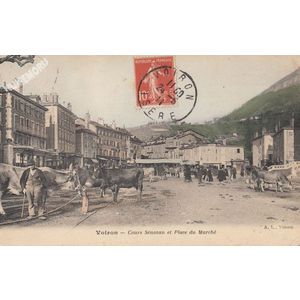 Voiron cours S&eacute;nozan et Place du March&eacute;
