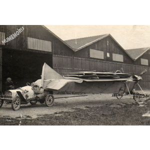 Charavines : les a&eacute;roplanes de M. de Montgolfier