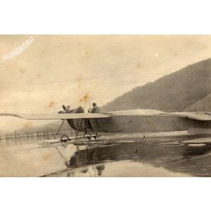 Charavines : les aéroplanes de M. de Montgolfier