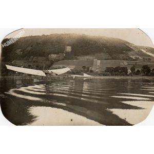 Charavines : les a&eacute;roplanes de M. de Montgolfier