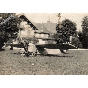 Charavines : les a&eacute;roplanes de M. de Montgolfier