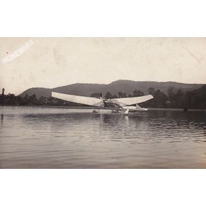 Charavines : les a&eacute;roplanes de M. de Montgolfier