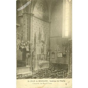 St Jean de Moirans  Intérieur de l'Eglise chapelle du Sacré Coeur