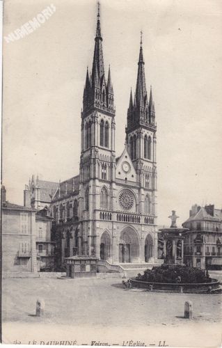 022 Le Dauphin&eacute; Voiron l'&Eacute;glise LL
