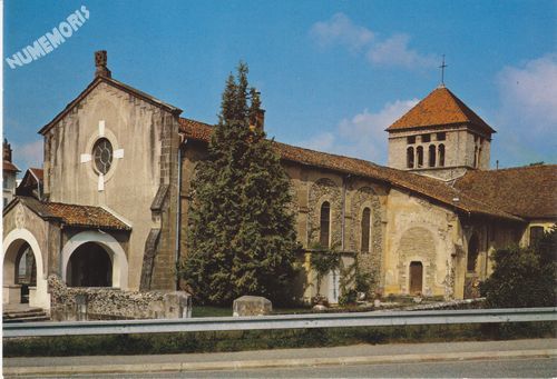 I.998 Voiron (Is&egrave;re) Eglise romane St. Pierre XI&egrave;-XII&egrave; si&eacute;cles