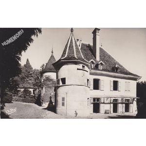 6510 St-Geoire-en-Valdaine (Is&egrave;re) ch&acirc;teau de la Lamberti&egrave;re