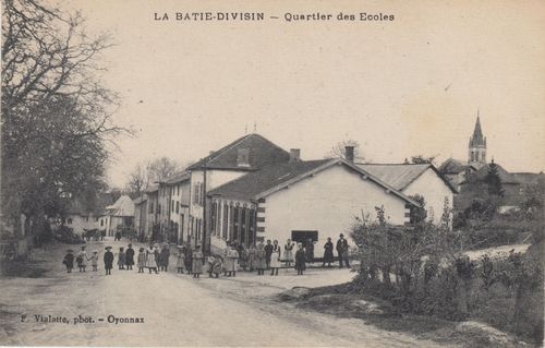 la Batie-Divisin quartier des &eacute;coles 